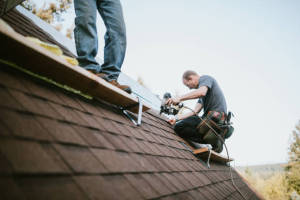 Local Roofers in E Pittsburgh, PA